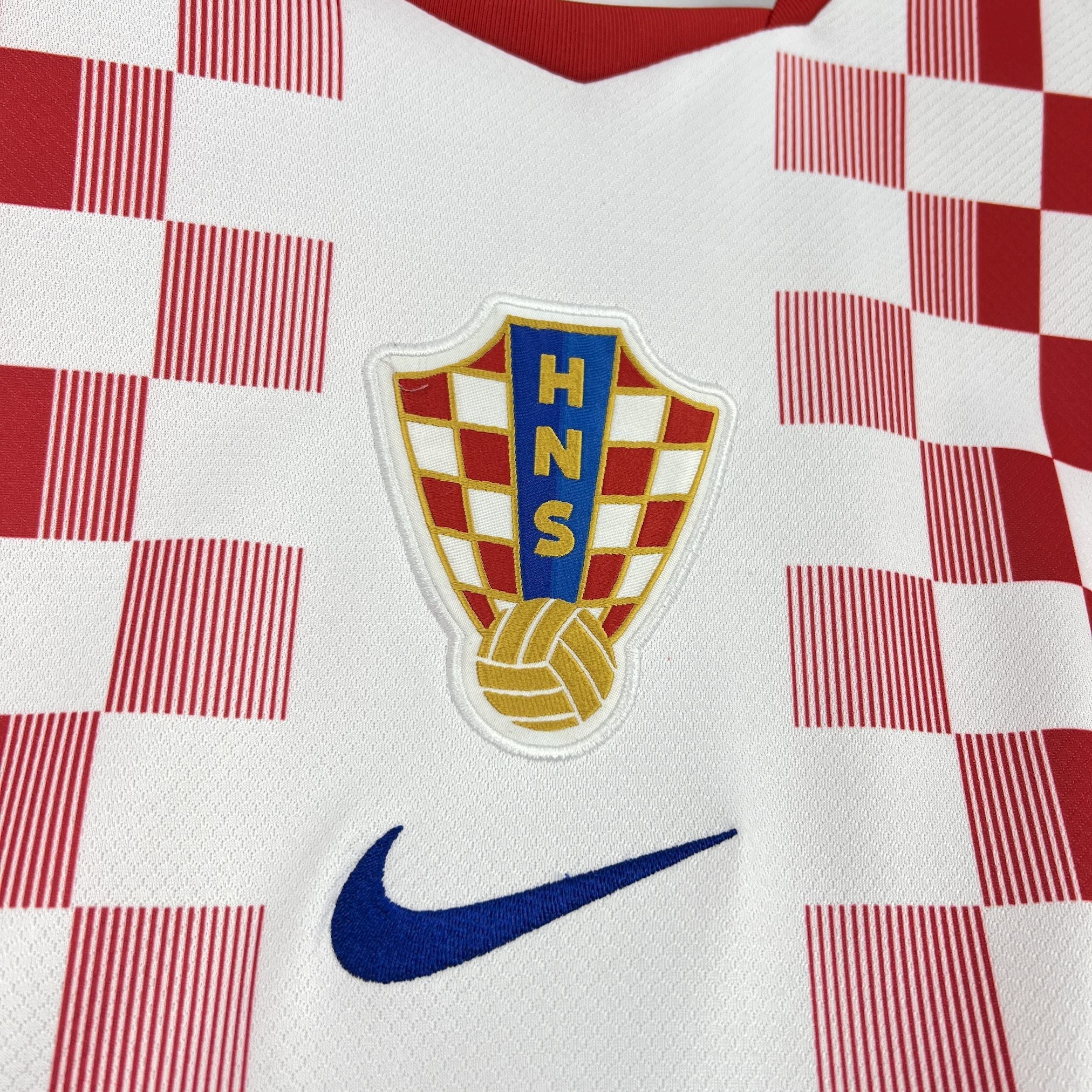 Camisa 1 Copa Do Mundo 2026 Croácia Masculina Branca e Vermelha