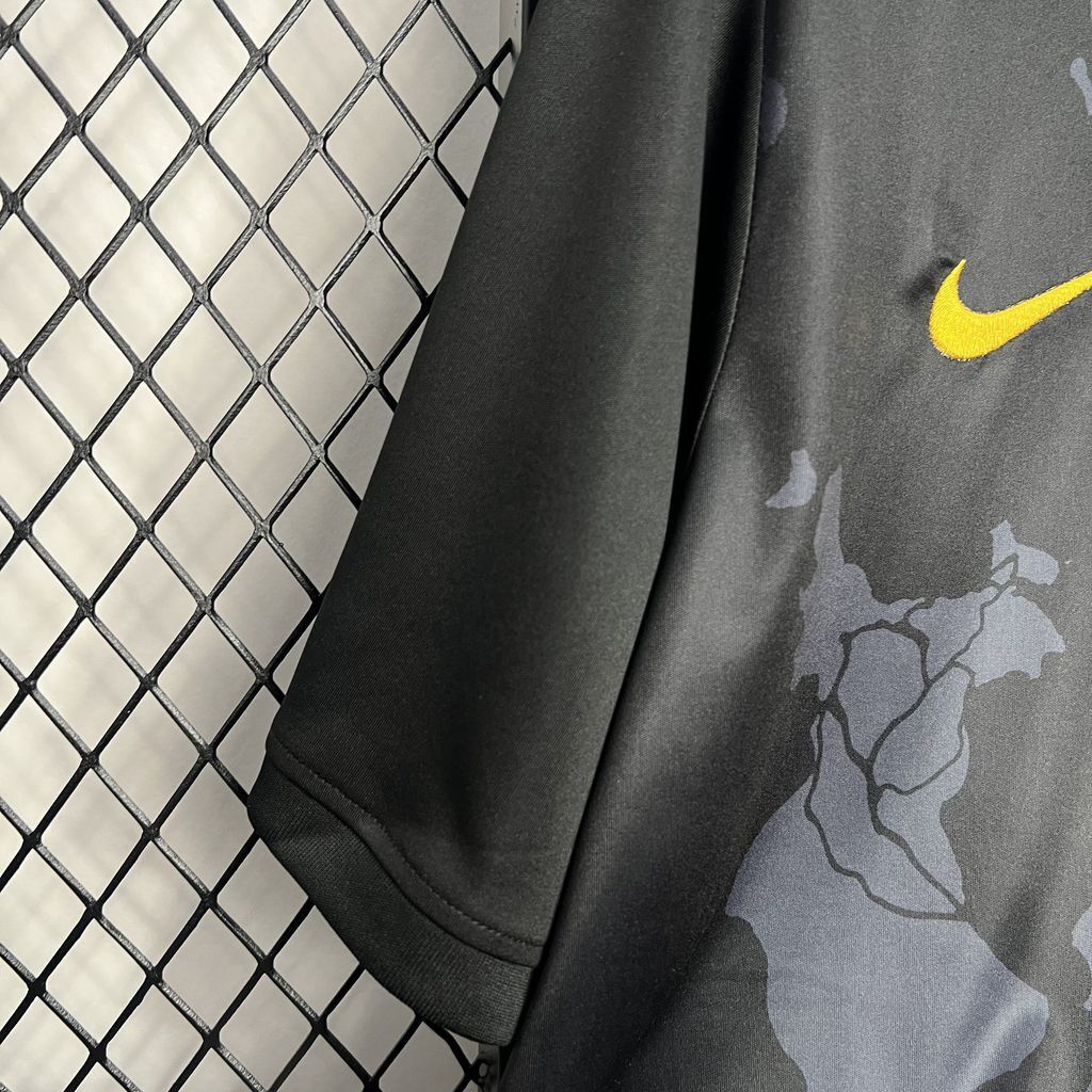 Camisa Brasil Edição Especial Cristo Preta